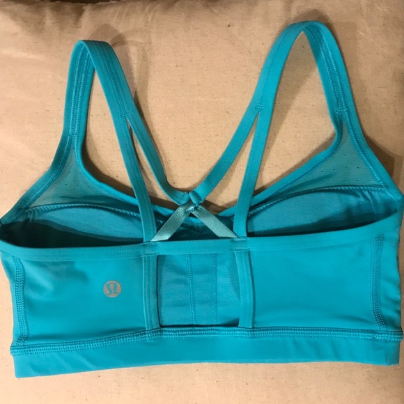 Blue Lululemon tank and bra set bundle - Picture 5 of 6